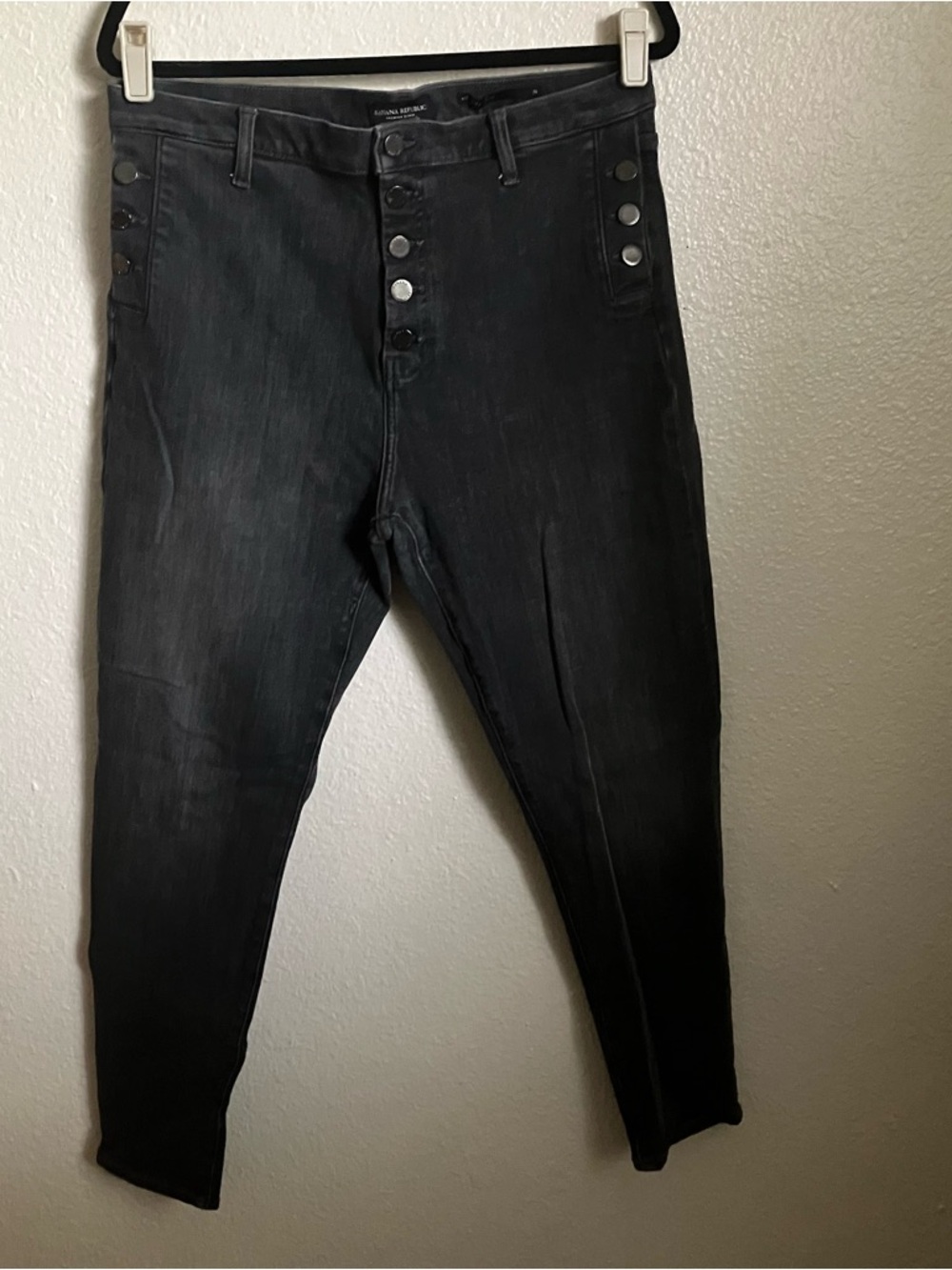 Banana RepublicHigh-Waist Button-Front Black Skinny Jeans